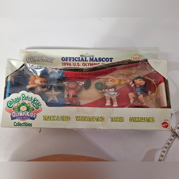 Cabbage Patch Kids OlympiKids Collectibles Set! - Picture 1 of 3